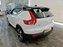 Volvo XC40 78 kWh 408pk Recharge P8 AWD R-Design | SOH 94% | Trekhaak | Panoramadak | Park Assist | 360 Camera | PDC V+A | CarPlay
