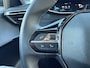 Peugeot e-208 EV Allure Pack 50 kWh Digitaal Dashboard | Leder/Stof | Camera | Parkeersensoren Achter | Cruise | Climate Control | DAB| Achteruitrijcamera | Airco (automatisch) | Apple Carplay/Android Auto|telefoonintegratie premium