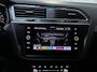 Volkswagen Tiguan 1.4 TSI eHybrid R-Line Business+ Trekhaak Camera Stoelverwarming Camera DAB+ Sfeerverlichting