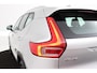Volvo XC40 2.0 T4 Momentum | Uitklap Trekhaak | Org NL | Digital Cockpit | Camera | Stoelverwarming |