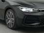 Volkswagen Passat Variant R-Line Edition 1.5 eHybrid 204 PK | Panoramadak | DCC | Stoel & Stuurverwarming | Massagestoelen | Climatecontrol |