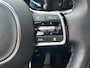 Kia Sorento 1.6 T-GDI Hybrid 2WD ExecutiveLine 5p. | Apple Carplay / Android Auto | Navigatiesysteem | Elektrisch Verstelbare Voorstoelen | Bestuurdersstoel met Geheugen | Elektrisch Schuif / Kanteldak | Elektrisch Bedienbare Achterklep | Stoelverwarming + Stoelkoeling | Stuurverwarming | Cruise Control Adaptief | Licht + Regensensor