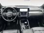 Kia Sorento 1.6 T-GDI Hybrid 2WD ExecutiveLine 5p. | Apple Carplay / Android Auto | Navigatiesysteem | Elektrisch Verstelbare Voorstoelen | Bestuurdersstoel met Geheugen | Elektrisch Schuif / Kanteldak | Elektrisch Bedienbare Achterklep | Stoelverwarming + Stoelkoeling | Stuurverwarming | Cruise Control Adaptief | Licht + Regensensor