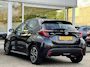 Toyota Yaris 1.5 Hybrid TeamNL / lage kilometerstand! / sportieve uitvoering