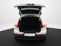 Volvo XC40 B4 Plus Dark | Harman/Kardon | Elek Stoelen | Camera | Trekhaak | Adaptive Cruise | BLIS | Pilot Assist