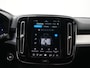 Volvo XC40 B4 Plus Dark | Harman/Kardon | Elek Stoelen | Camera | Trekhaak | Adaptive Cruise | BLIS | Pilot Assist