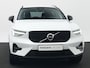 Volvo XC40 B4 Plus Dark | Harman/Kardon | Elek Stoelen | Camera | Trekhaak | Adaptive Cruise | BLIS | Pilot Assist