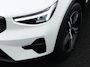 Volvo XC40 B4 Plus Dark | Harman/Kardon | Elek Stoelen | Camera | Trekhaak | Adaptive Cruise | BLIS | Pilot Assist