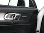 Volvo XC40 B4 Plus Dark | Harman/Kardon | Elek Stoelen | Camera | Trekhaak | Adaptive Cruise | BLIS | Pilot Assist