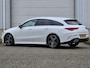 Mercedes-Benz CLA Shooting Brake 200 Business Solution AMG / Afneembare Trekhaak / AMG Styling / Sportstoelen / Alcantara / Stoelverwarming / Achteruitrijcamera / Apple Carplay & Android Auto / Draadloze Telefoonlader /