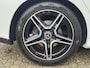 Mercedes-Benz CLA Shooting Brake 200 Business Solution AMG / Afneembare Trekhaak / AMG Styling / Sportstoelen / Alcantara / Stoelverwarming / Achteruitrijcamera / Apple Carplay & Android Auto / Draadloze Telefoonlader /