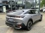 Peugeot 408 e-408 Allure 58 kWh SOH 99% | NIEUWE AUTO | ACHTERUITRIJCAMERA | KEYLESS | STOEL + STUURVERWARMING | ADAP. CRUISE | APPLE CARPLAY | RIJKLAAR INCL. 12 MND BOVAG GARANTIE |