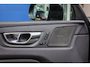 Volvo XC60 2.0 T6 Plug-in hybrid AWD Plus Black Edition | Harman/Kardon | Elektrisch panorama-dak | Full-LED | Apple Carplay/Android Auto | Elektrisch bedienbare achterklep | Achteruitrijcamera | Apple Carplay/Android Auto|telefoonintegratie premium | Audio installatie premium