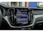 Volvo XC60 2.0 T6 Plug-in hybrid AWD Plus Black Edition | Harman/Kardon | Elektrisch panorama-dak | Full-LED | Apple Carplay/Android Auto | Elektrisch bedienbare achterklep | Achteruitrijcamera | Apple Carplay/Android Auto|telefoonintegratie premium | Audio installatie premium