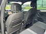 Volkswagen Tiguan 1.5 TSI 131pk R-Line Comfortline Business Virtual Led  trekhaak 19" NL Auto 166dkm!!