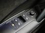 Volkswagen Tiguan 1.5 eHybrid R-Line 204PK DSG SOH 99,97%, Panoramadak, Achteruitrijcamera, 20" LM Velgen, Keyless, Elektr. Achterklep, Side Assist, Stoel-Stuurverwarming, Navi via Apple Carplay/Android Auto