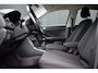 Volkswagen T-Roc 1.0 TSI Style ECC | Carplay | Stoelverwarming | Isofix | Dealer Onderhouden!!