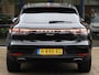 Porsche Macan 245PK Facelift/Pano/luchtvering/elektr trekhaak/camera