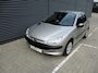 Peugeot 206 1.4 Air-line 2 Apk 24-09-2027 Airco elektrisch pakket dealer onderhouden zeer nette auto scherpe meeneem prijs