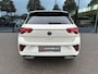 Volkswagen T-Roc 1.5 TSI 150pk DSG R-Line | Camera | Keyless | Elek. Achterklep | Dode hoek | Rijklaar incl. 1 jaar Bovag garantie