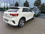 Volkswagen T-Roc 1.5 TSI 150pk DSG R-Line | Camera | Keyless | Elek. Achterklep | Dode hoek | Rijklaar incl. 1 jaar Bovag garantie