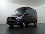 Mercedes-Benz Sprinter 319 CDI | AUT. | L2 H2 | SCHUIFDEUR L+R | LED | NAVIGATIE | DISTRONIC | WINTERPAKKET | ALARM | APPLE CARPLAY/ANDROID AUTO | GEVEERDE BESTUURDERSSTOEL | 3500KG. AHW | BPM-VRIJ / 2024 |