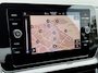 Volkswagen T-Cross 1.5 TSI 150pk DSG R-Line | Camera | Trekhaak | Navi | IQ light | Rijklaar incl. garantie