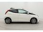 Toyota Aygo 1.0 VVT-i x-joy | Elektrisch vouwdak | Apple Carplay / Android Auto | Clima | Camera | 15 inch | Bluetooth | Privacy glas | DAB