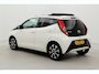 Toyota Aygo 1.0 VVT-i x-joy | Elektrisch vouwdak | Apple Carplay / Android Auto | Clima | Camera | 15 inch | Bluetooth | Privacy glas | DAB