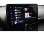 Toyota Yaris Cross 1.5 Hybrid 115 First Edition | Dodehoek detectie | Stoel-/stuurverwarming | Verwarmbare voorruit | Adaptive Cruise | Parkeersensoren voor/achter | Apple Carplay / Android Auto | Keyless | 17 inch