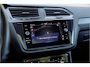 Volkswagen Tiguan 1.4 TSI eHybrid R-Line Business+ Pano / Trekhaak / Black /