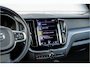 Volvo XC60 2.0 Recharge T6 AWD Panorama / Stoelverwarming / Camera /