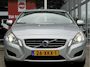 Volvo V60 1.6 T3 SUMMUM | NL-AUTO! | DEALER OH! | TREKHAAK!