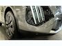 Peugeot 2008 1.2 PURETECH 100PK ALLURE PACK / NAVI / LEDER / CLIMA / LED / PDC / 18" LMV / CAMERA / APPLE CARPLAY / ORG. NL. !!