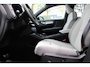 Volvo EX40 Single Motor Extended Range Ultra Europa 82 kWh | 45th Anniversary Edition | Panoramisch schuif-/ kanteldak | Harman Kardon | Elektrisch verstelbare voorstoelen met geheugen functie | 5 jaar garantie - (2 jaar extra fabrieksgarantie) | 20 inch lichtmetalen velgen | Extra getint glas achter | Verwarmde voorstoelen en stuurwiel | Pilot assist | Adaptieve cruise control