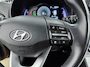 Hyundai Kona Electric EV COMFORT 64 kWh | PDC | 3 FASE | WARMTEPOMP | CAMERA | CLIMA | CRUISE ADAPT. | NAVI | PRIVACY GLASS | DAKRAILING | APPLE CAR PLAY & ADROID AUTO |