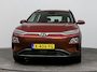 Hyundai Kona Electric EV COMFORT 64 kWh | PDC | 3 FASE | WARMTEPOMP | CAMERA | CLIMA | CRUISE ADAPT. | NAVI | PRIVACY GLASS | DAKRAILING | APPLE CAR PLAY & ADROID AUTO |