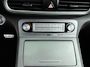 Hyundai Kona Electric EV COMFORT 64 kWh | PDC | 3 FASE | WARMTEPOMP | CAMERA | CLIMA | CRUISE ADAPT. | NAVI | PRIVACY GLASS | DAKRAILING | APPLE CAR PLAY & ADROID AUTO |