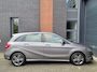 Mercedes-Benz B-klasse 180 Ambition Automaat/1e Eigenaar/Led Verlichting/Navigatie