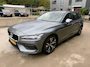 Volvo V60 2.0 B3 Momentum Advantage