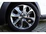 Kia Stonic 1.0 T-GDi DynamicLine | Airco | Cruise Control | Camera | Bluetooth | Navigatie | 17"LM velgen met All Season banden |