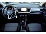 Kia Stonic 1.0 T-GDi DynamicLine | Airco | Cruise Control | Camera | Bluetooth | Navigatie | 17"LM velgen met All Season banden |