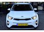 Kia Stonic 1.0 T-GDi DynamicLine | Airco | Cruise Control | Camera | Bluetooth | Navigatie | 17"LM velgen met All Season banden |