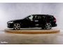 Volvo V60 2.0 T8 Plug-in hybrid AWD Plus Dark | Zwenkbare trekhaak | Adaptieve cruise | Memory | Blis | Harman Kardon |