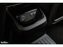 Volvo V60 2.0 T8 Plug-in hybrid AWD Plus Dark | Zwenkbare trekhaak | Adaptieve cruise | Memory | Blis | Harman Kardon |