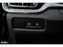 Volvo V60 2.0 T8 Plug-in hybrid AWD Plus Dark | Zwenkbare trekhaak | Adaptieve cruise | Memory | Blis | Harman Kardon |