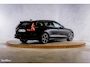 Volvo V60 2.0 T8 Plug-in hybrid AWD Plus Dark | Zwenkbare trekhaak | Adaptieve cruise | Memory | Blis | Harman Kardon |