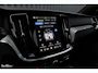 Volvo V60 2.0 T8 Plug-in hybrid AWD Plus Dark | Zwenkbare trekhaak | Adaptieve cruise | Memory | Blis | Harman Kardon |