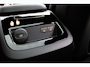 Volvo V60 T8 Plug-in hybrid AWD Plus Dark | Panoramadak | Trekhaak | Verwarmbare voorstoelen, achterbank en stuurwiel | Head-up display | 360 graden camera | Premium audio by Harman Kardon | Apple carplay/Android auto