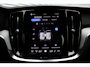 Volvo V60 T8 Plug-in hybrid AWD Plus Dark | Panoramadak | Trekhaak | Verwarmbare voorstoelen, achterbank en stuurwiel | Head-up display | 360 graden camera | Premium audio by Harman Kardon | Apple carplay/Android auto